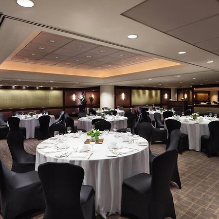 Metropolitan Hotel Ванкувър Екстериор снимка